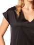 ANNA RAXEVSKY Γυναικεία μαύρη σατέν ζαπονέ κοντομάνικη μπλούζα V B22233 BLACK