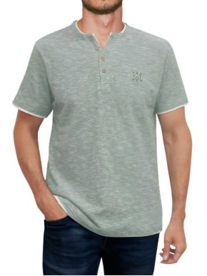 FORESTAL Men's Green Short Sleeve V-neck T-Shirt 741657